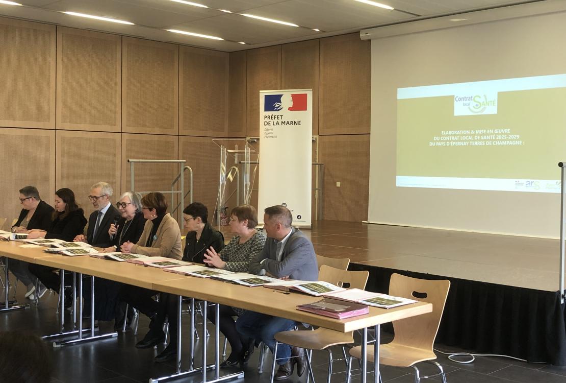 Signature du contrat local de santé